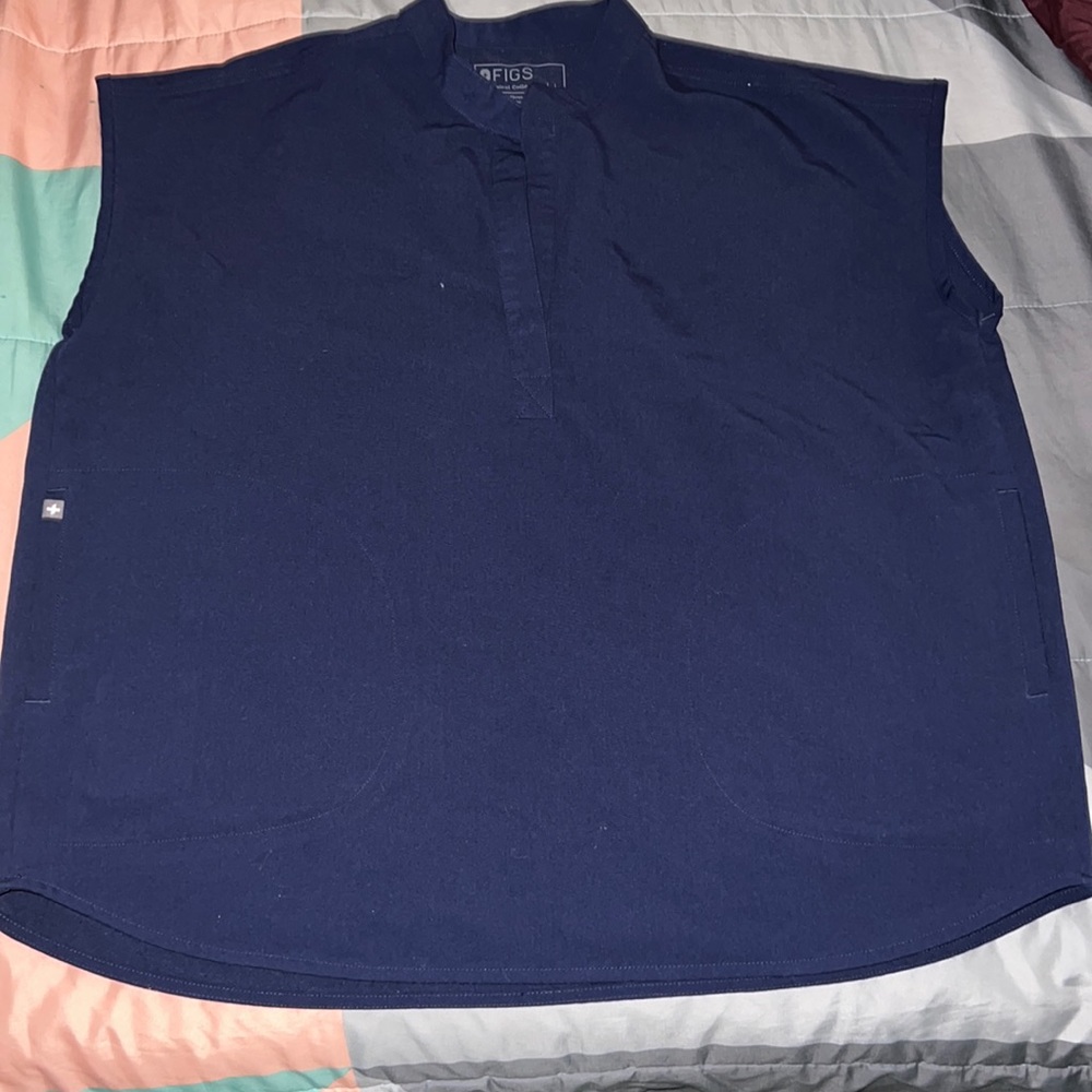Navy fig top large